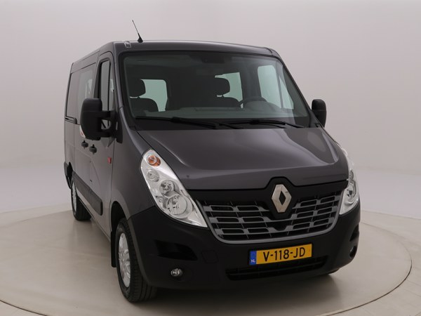 Renault Master Rolstoelbus voorzijde